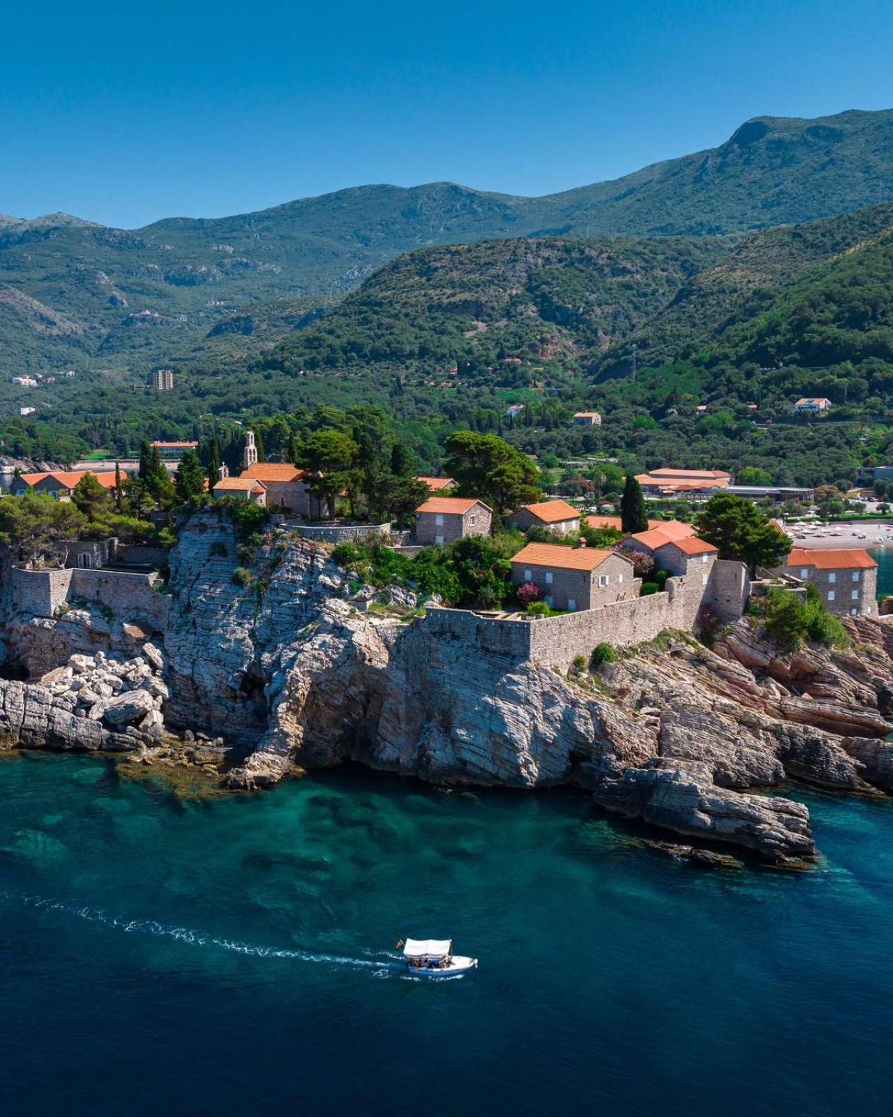 Hotel California By Aycon (Adults Only) Sveti Stefan Exteriör bild