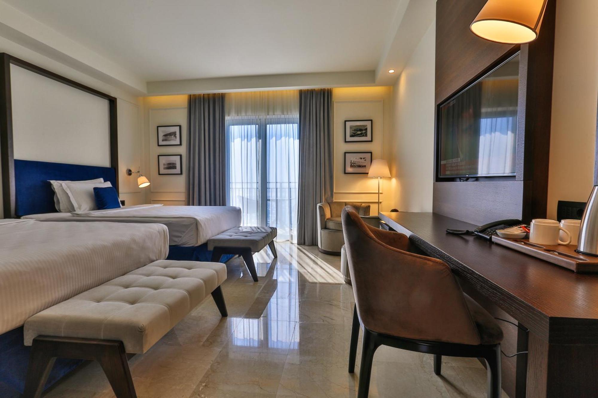 Hotel California By Aycon (Adults Only) Sveti Stefan Exteriör bild